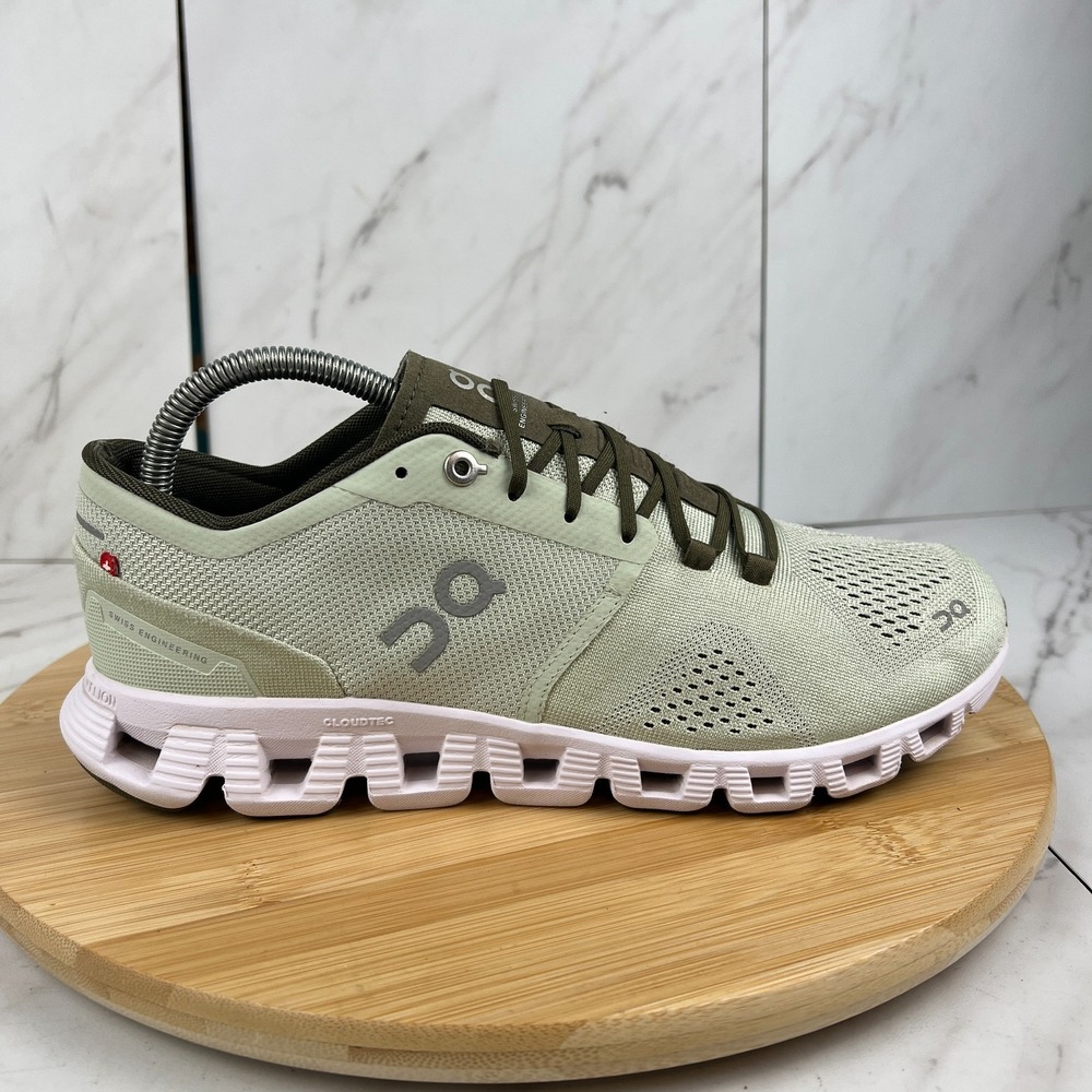 On Cloud X Mens Size 8.5 Aloe White Running Walk Gym Sneakers Shoes 40.99705